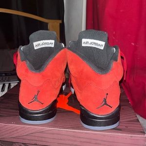 Jordan 5 Retro Raging Bull